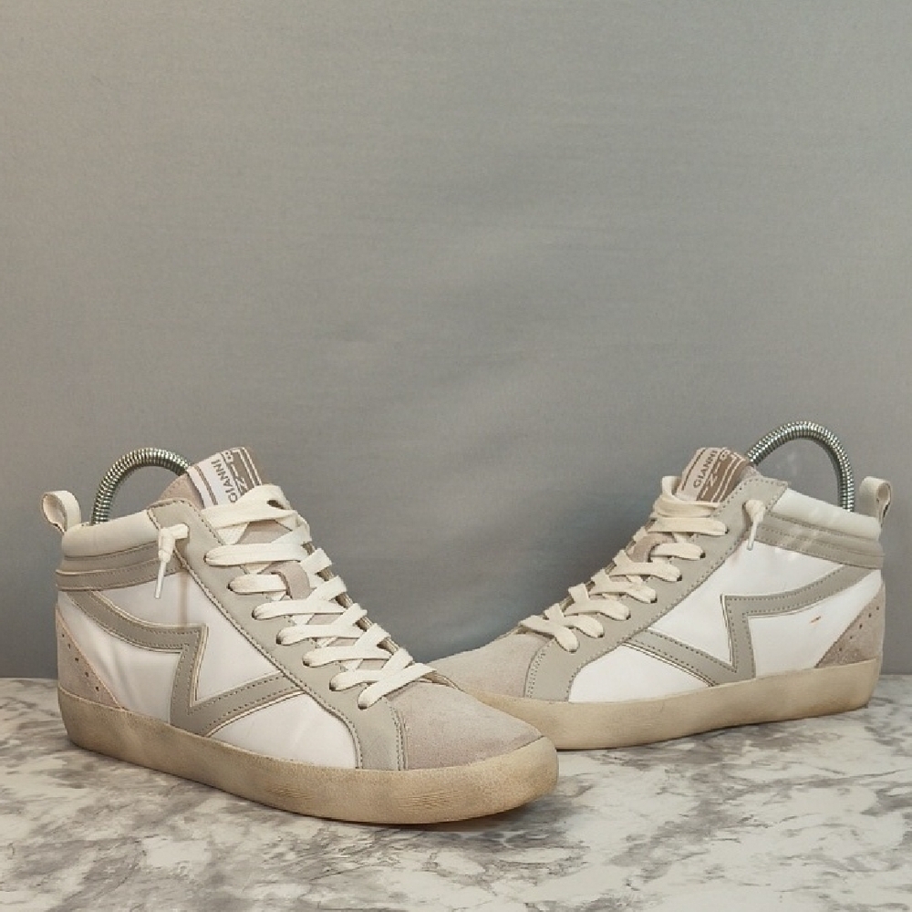 Gianni Bini Women's Suede White / Gray High-Top Sneakers ,  Size 7.5M